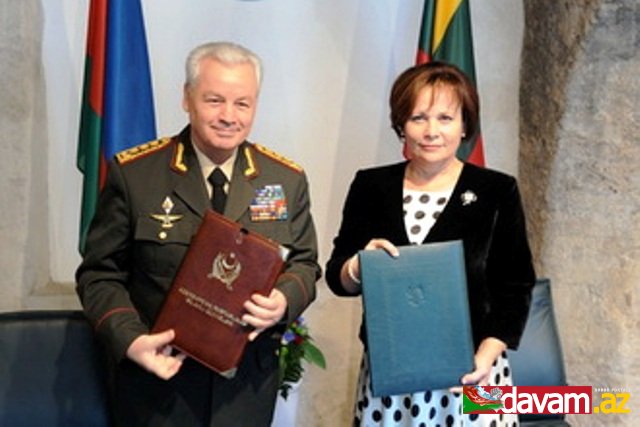 Azərbaycan-Litva hərbi əməkdaşlıq sazişi imzalanıb