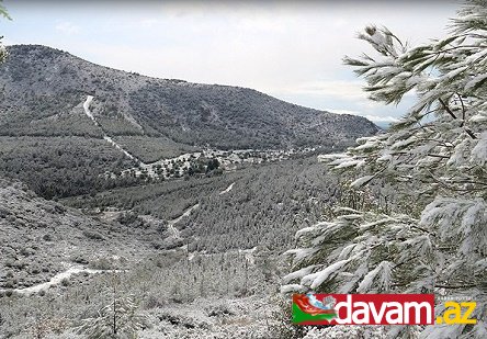 Kıbrıs'ta yoğun kar yağışı