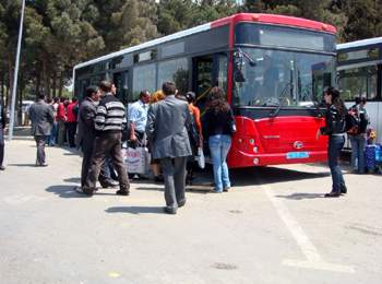 Avtobuslarda gediş haqqı kartla ödəniləcək