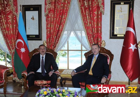 Azərbaycan Prezident İlham Əliyev İstanbulda Türkiyənin Baş naziri Rəcəb Tayyib Ərdoğan ilə görüşmüşdür