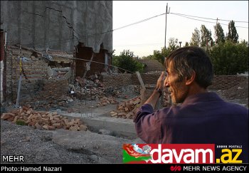 Güney Azərbaycanda başverən Zəlzələdə dağıtılardan  FOTOLAR