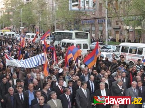 İrəvanda Ermənistanın Gömrük İttifaqına qoşulmasına qarşı etiraz yürüşü keçirilir