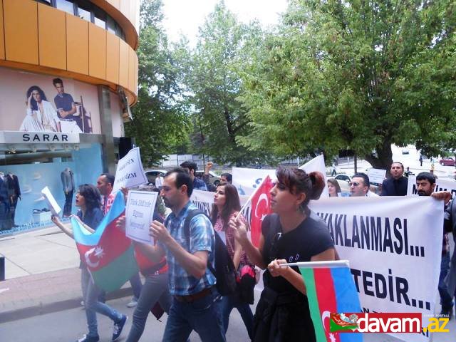 Ankarada İran səfirliyi qarşısında etiraz aksiyası keçirilib – FOTO