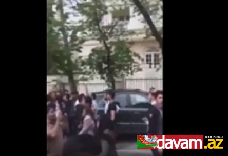 Fars irqçiləri anti-ərəb şüarlar səsləndirdi (video)