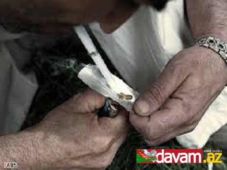 İranda narkomaniya adiləşir: Xoy şəhərinin xəstəxanasında açıq şəkildə narkotik çəkilir