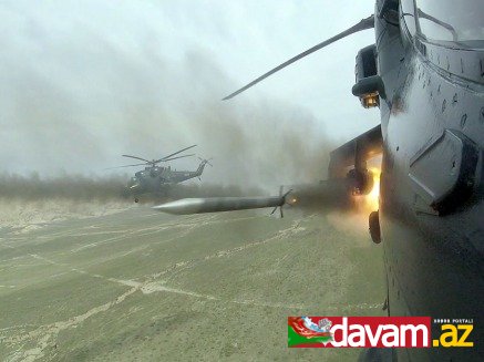 Hərbi Hava Qüvvələrinin helikopter bölmələri uçuş məşqləri keçirir